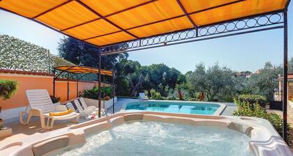 Holiday House in Muntic, Istria, With Fitness Room