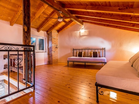 3 habitaciones, muebles diferentes, wifi y ropa de cama