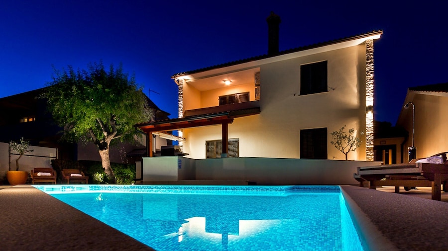 Holiday Home in Pula With Pool