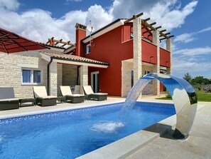 Pool - Villa in Bratulici With Pool Near Beach (Marcana)