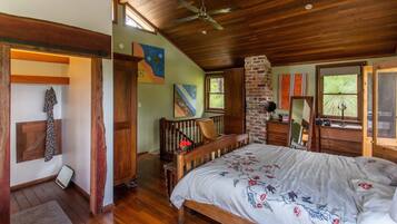 1 bedroom, travel crib, free WiFi, bed sheets