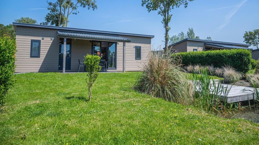 Luxurious Chalet, Situated in the Polder, Near Alkmaar