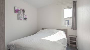 Chalet | 3 bedrooms, individually furnished, bed sheets