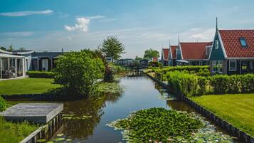 Chalet | Property grounds