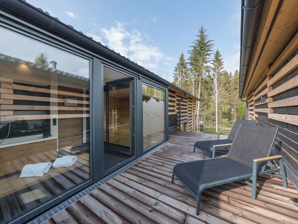 Balcony - Exclusive Cottage With Whirlpool & Sauna in Allgäu (Leutkirch im Allgau)