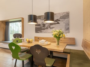 Dining - Exclusive Cottage With Whirlpool & Sauna in Allgäu (Leutkirch im Allgau)