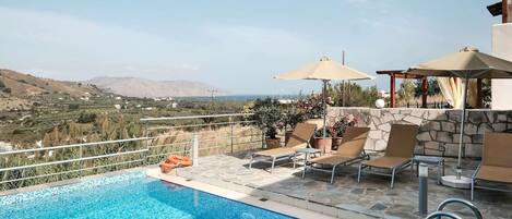 Indendørs pool, udendørs pool