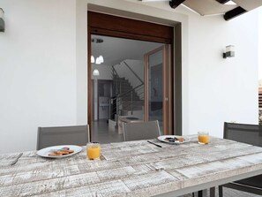 Villa | Restaurantes