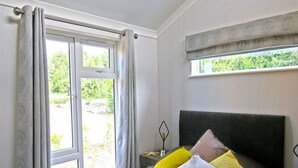 Chalet | 3 bedrooms, individually furnished, bed sheets