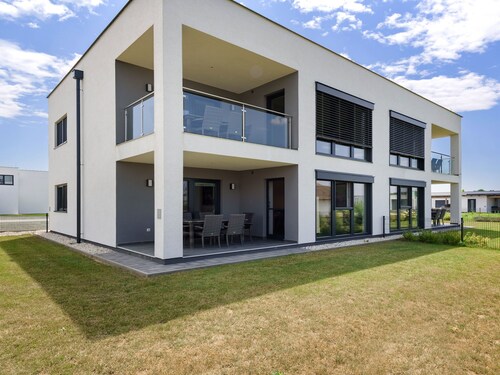 Classy Holiday Home in Lutzmannsburg With Garden