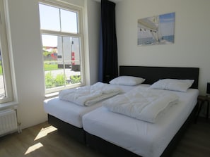 Casa | 3 quartos, individualmente mobiliados, roupa de cama