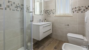 Unclassified image, 5 of 21, button - Modernly Furnished Villa With Private Pool for 6 Persons, Near Rovinj (Kanfanar)