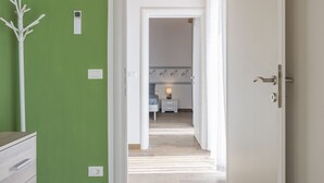 Unclassified image, 4 of 21, button - Modernly Furnished Villa With Private Pool for 6 Persons, Near Rovinj (Kanfanar)