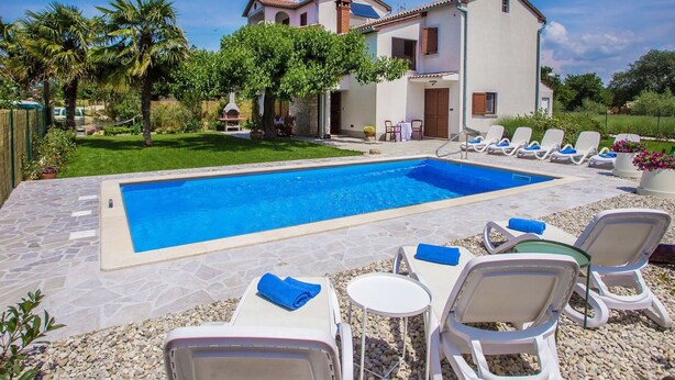 Unclassified image, 1 of 20, button - Beautiful Decorated Villa for 8 Persons With Private Pool in a Quiet Location (Sveti Lovrec)