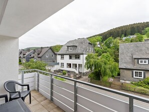 Balcony - Beautiful Holiday Home in Winterberg With Terrace (Winterberg)