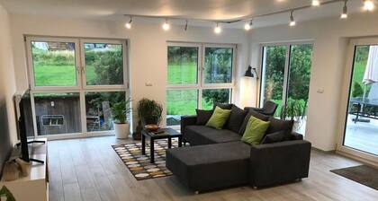 Spacious and Quiet Apartment With Terrace