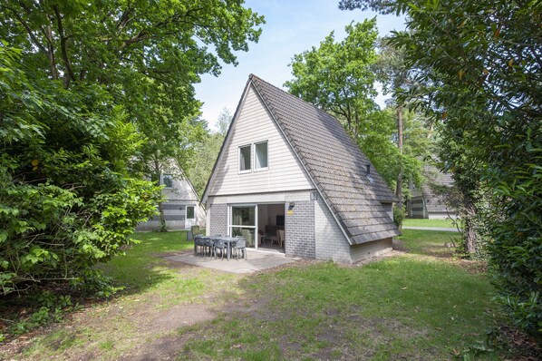 Bungalow | Exterior - Woodland Retreat Near Breda (Oosterhout)