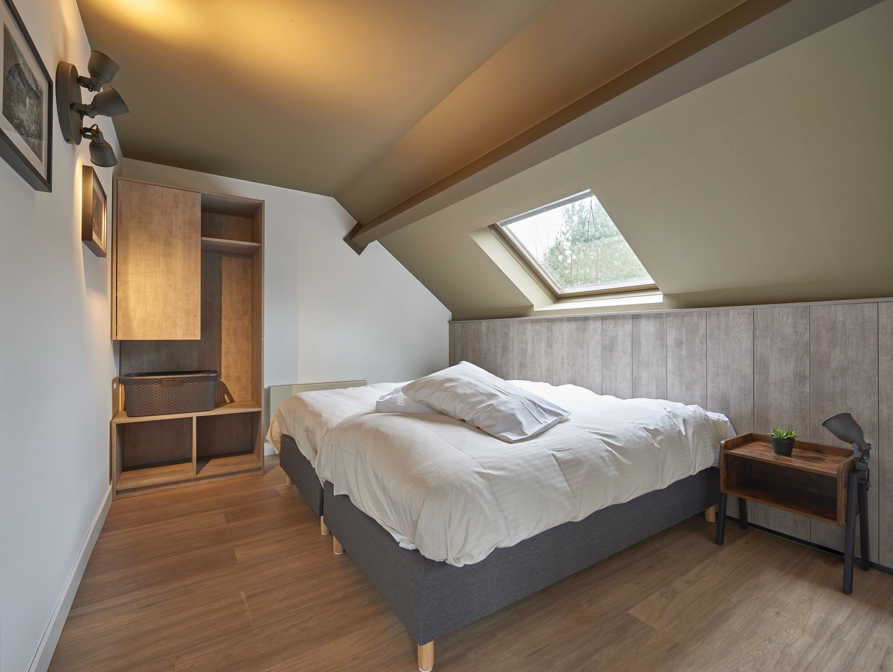 Apartemen | 1 kamar tidur dan dilengkapi dengan perabotan berbeda-beda