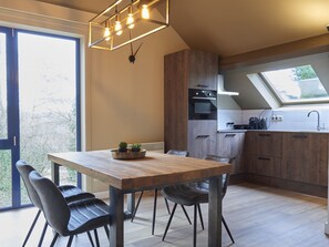 Apartment | Dining