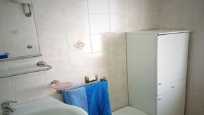 Unclassified image, 4 of 28, button - Lavish Sea View Apartment in Capo Rizzuto (Isola di Capo Rizzuto)
