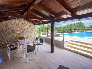 Unclassified image, 2 of 40, button - Beautiful Stone Villa With Private Pool, Jacuzzi, Sauna and Fenced Yard - Pets are Welcome (Sveti Lovrec)