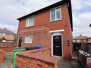 Exterior - Urban Apartment in Doncaster near South Yorkshire Museum (Doncaster)