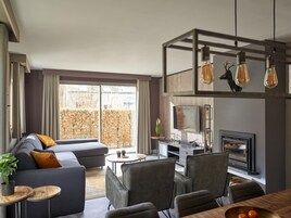 Apartamento | Zona de estar | Una televisión