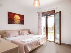 Villa | 2 slaapkamers, individueel gemeubileerd, een strijkplank/strijkijzer