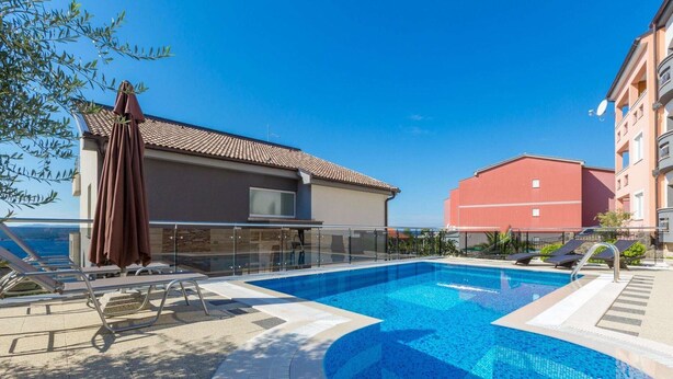 Unclassified image, 1 of 18, button - Comfortable Apartment With Sea View and Swimming Pool (Crikvenica)