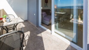 Unclassified image, 2 of 18, button - Comfortable Apartment With Sea View and Swimming Pool (Crikvenica)