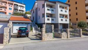 Unclassified image, 3 of 18, button - Comfortable Apartment With Sea View and Swimming Pool (Crikvenica)