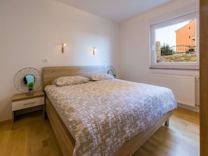 Apartment | 2 bedrooms, individually furnished