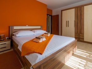 Apartment | 2 bedrooms, individually furnished