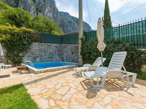 Indoor pool, outdoor pool - Cozy Holiday Home in Grizane-crikvenica With Swimming Pool (Vinodol)