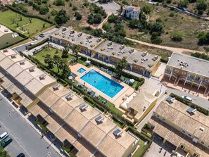 Exterior - Stylish 1 Bedroom Apartment in Pêra With Tennis Court (Silves)