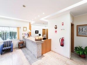 Reception - Stylish 1 Bedroom Apartment in Pêra With Tennis Court (Silves)