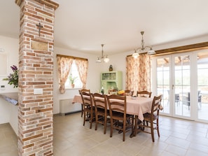 Dining - Top-class Holiday House With Private Pool and Whirlpool Near the Sea (Umag)