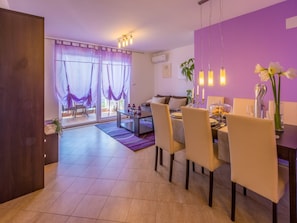 Dining - Fabulous Apartment in Crikvenica With Swimming Pool (Crikvenica)