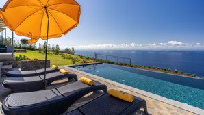 Pool - Villas Fauna & Flora - Nature & Tranquility - Infinity Pool (Prazeres)