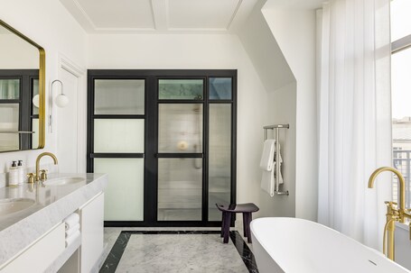 Kimpton St Honore Paris, an IHG Hotel - Image 6