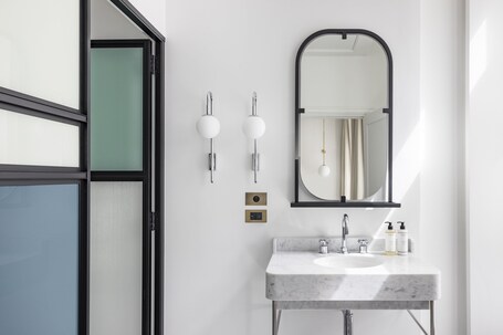 Kimpton St Honore Paris, an IHG Hotel - Image 74
