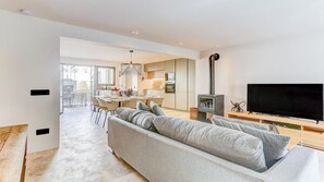 TV - Beautiful townhouse Wi-Fi, plunge pool (Pollensa / Pollença)