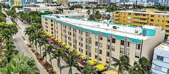 1 bedroom in the BEST location in South Beach !