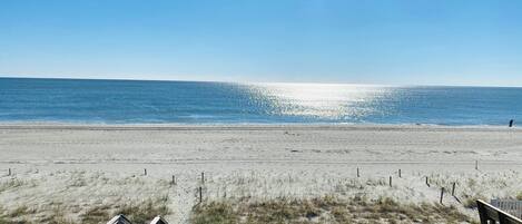House, 3 Bedrooms | Beach | On the beach