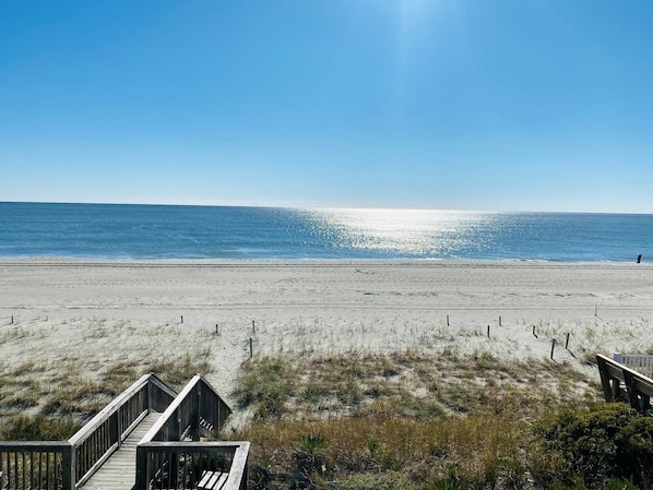 House, 3 Bedrooms | Beach