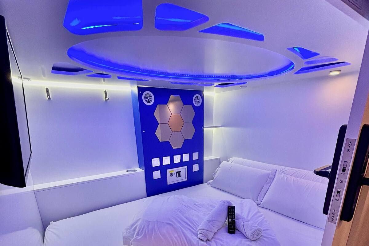 Iron/ironing board (on request), free WiFi, bed sheets