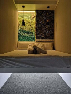 Iron/ironing board, free WiFi, bed sheets - Modular Rooms Hotels (Madrid)