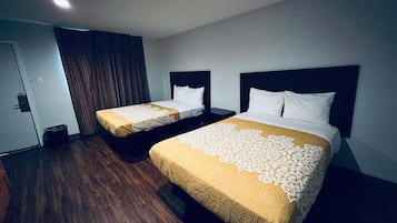 Basic Double Room | Bathroom | Soap, toilet paper