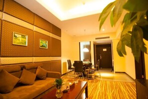 Living room - Bohao Hotel (Wuhan)
