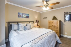 2 chambres, Wi-Fi gratuit, draps fournis